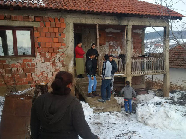 ИСПОВЕСТ ВЕЗАНОГ ДЕЧАКА: Само да ме тата више не туче